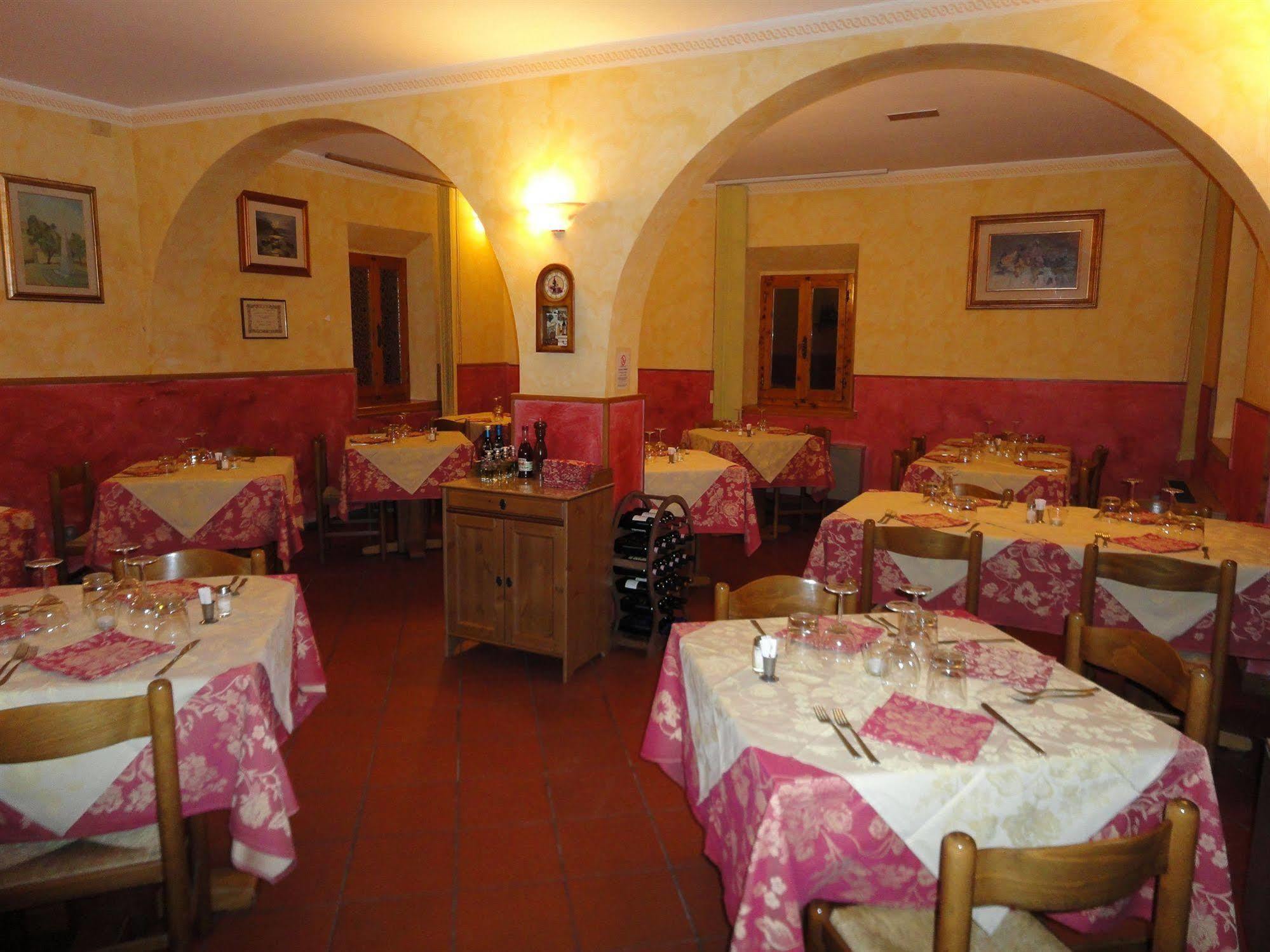Albergo La Pieve Castelfiorentino Exterior foto